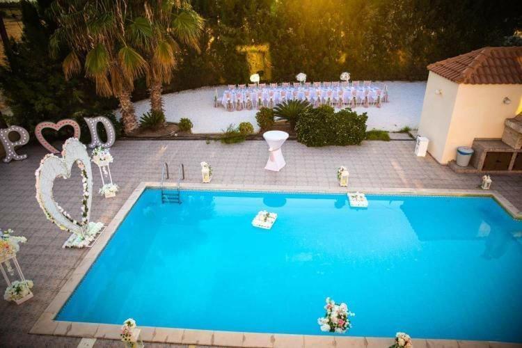 Larnaca Mansion Ideal For 3 Families Or More Zewnętrze zdjęcie
